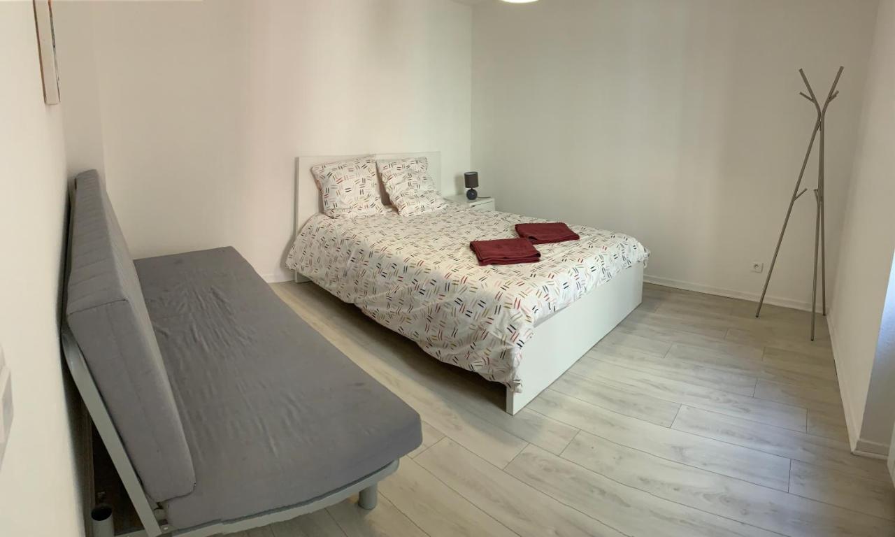 Appartement 2Eme Etage 42M2 Hyper Centre Ville / Parking Gratuit Riom Exterior photo